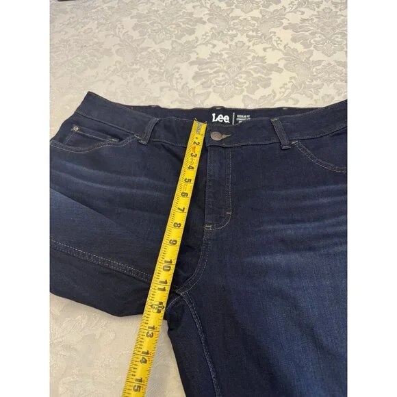 Lee Plus 22W Petite Mid Rise Reg Fit Straight Dark Blue Jeans Stretch New W Tag - Picture 8 of 10